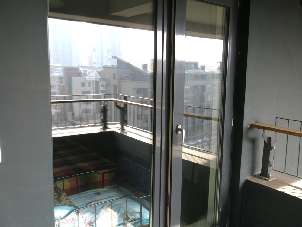 12020115940.jpg
